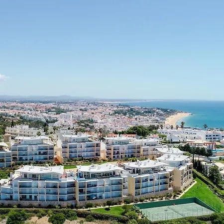 Appartamento Homes Ocean View With Relax Terrace, 2 Swimming Pools & Tennis Court Albufeira